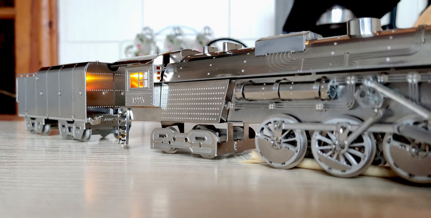 POLAR STEEL Magic Express Mechanical Steam train