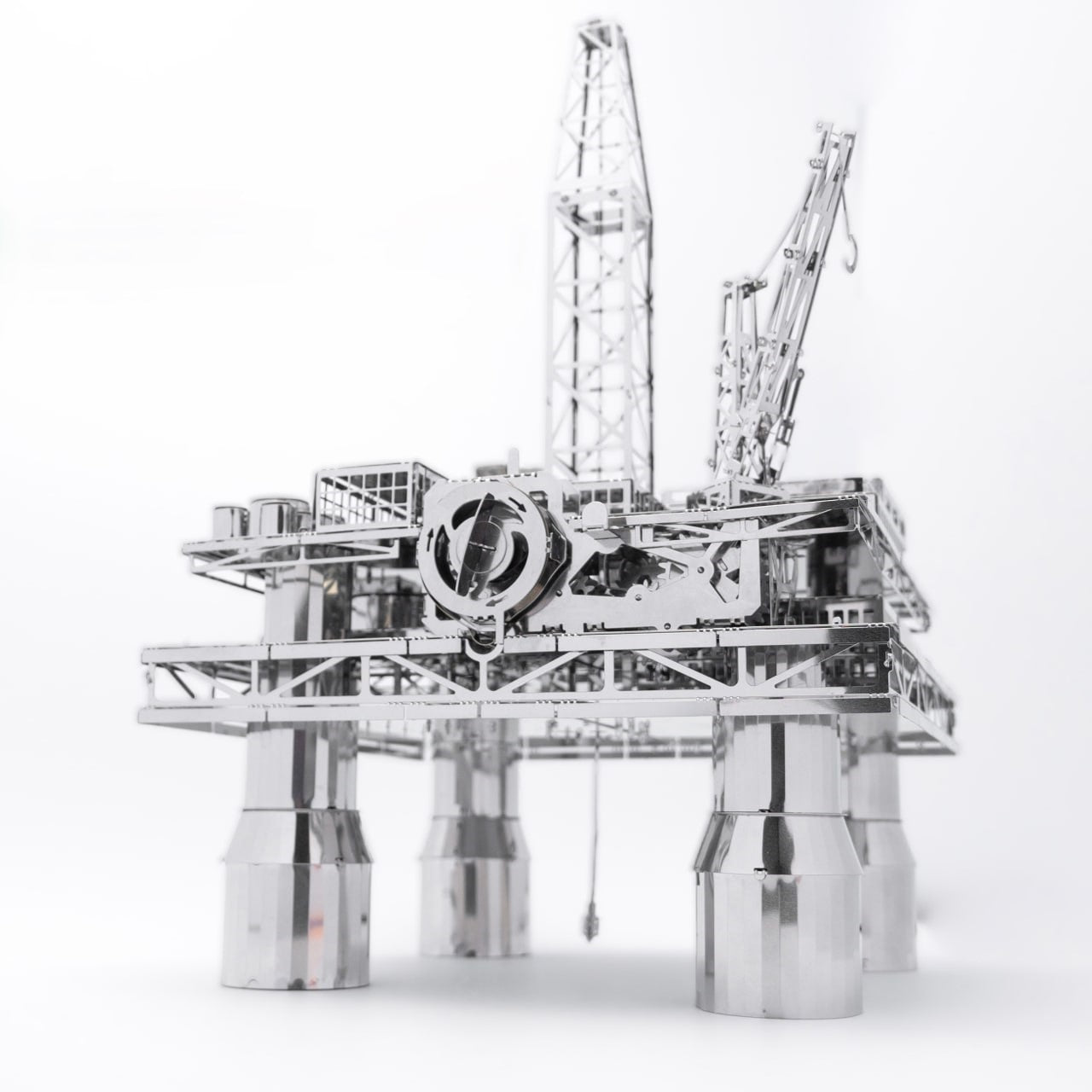 TREASURE FINDER OIL RIG