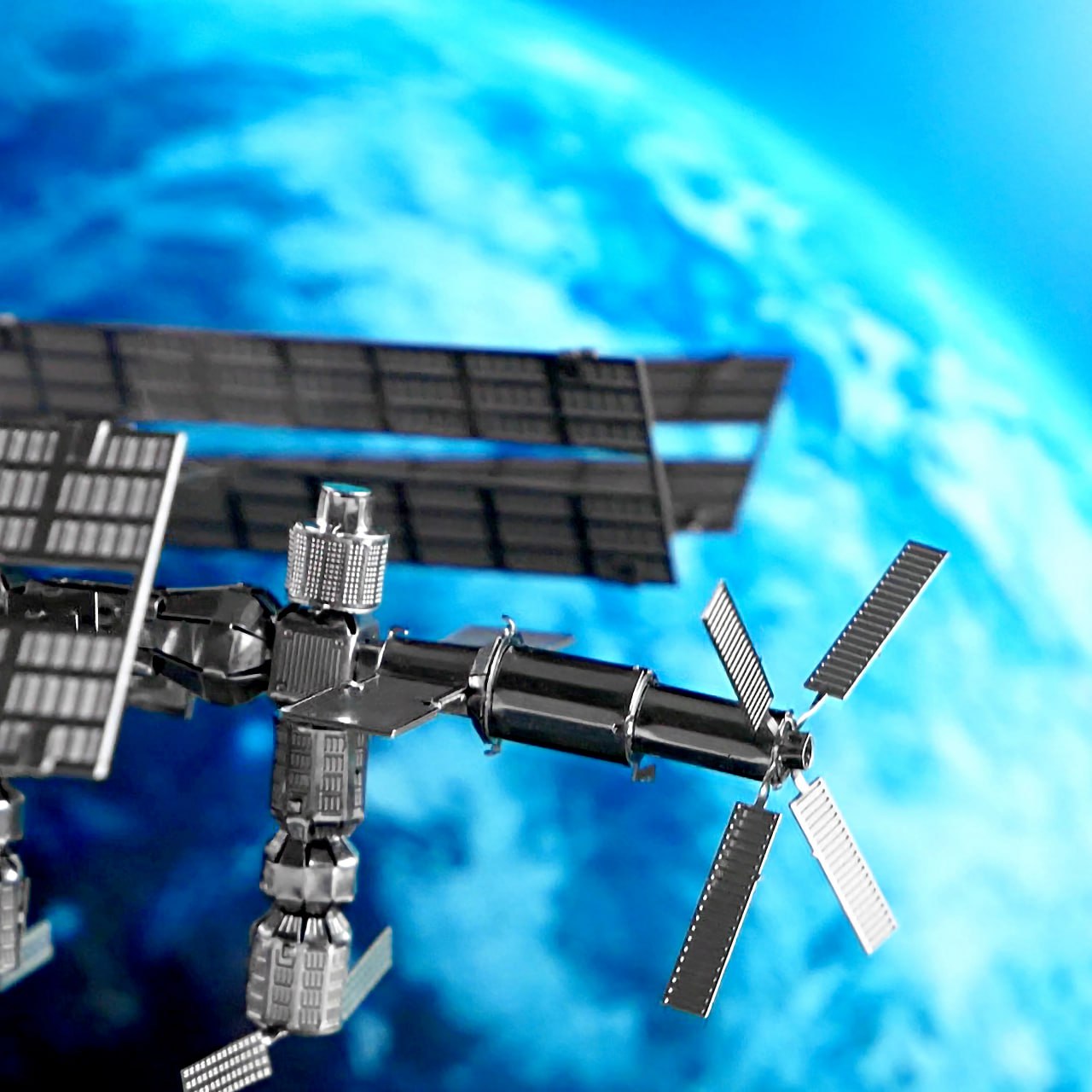 ASTRONAUTS LODGE SPACE STATION