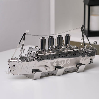 LOST AT SEA OCEAN SHIP TITANIC